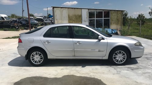 Volanta Renault Laguna II 2005 limuzina 2,2 dci