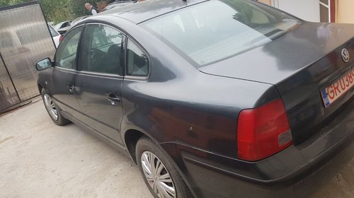 Volanta VW Passat B5 2001 Berlina 1.8 / 1830cm3