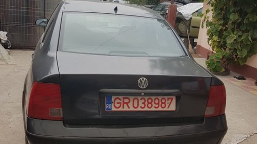 Volanta VW Passat B5 2001 Berlina 1.8 / 1830cm3