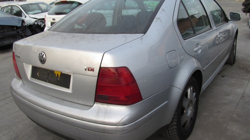 Volkswagen Bora din 2002