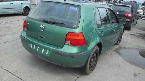 Volkswagen Golf 4 1.4i AXP