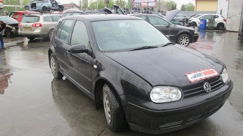 Volkswagen Golf 4 1.6i