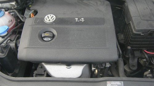 Volkswagen Golf 5 1.6 FSI BLP BLF benzina