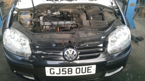 Volkswagen Golf 5, motor 1.9 TDI cod BXE, 105