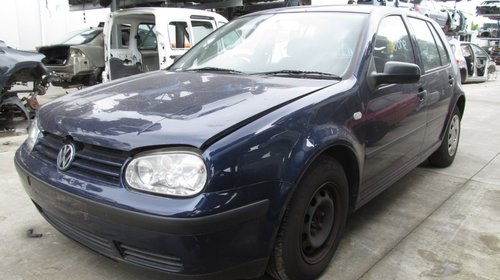 Volkswagen Golf IV din 2000