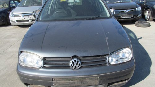 Volkswagen Golf IV din 2001