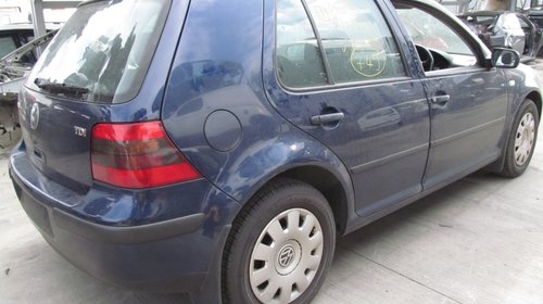 Volkswagen Golf IV din 2002