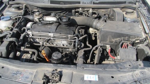 Volkswagen Golf IV din 2002