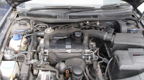 Volkswagen Golf IV din 2002