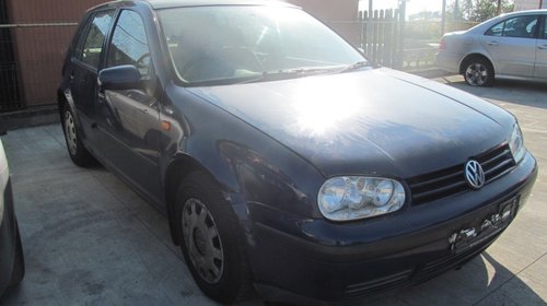 Volkswagen Golf IV din 2002