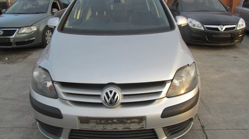 Volkswagen Golf V din 2005