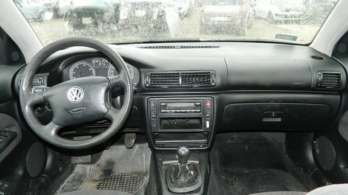 Volkswagen Passat, 2001-2005