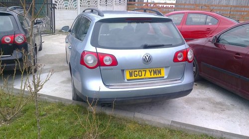 Volkswagen Passat, bleu, 2007