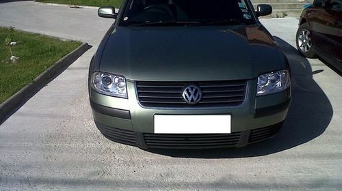 VOLKSWAGEN PASSAT BREAK, verde metalizat, die