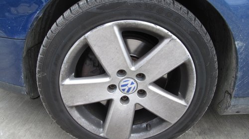 Volkswagen Passat din 2005