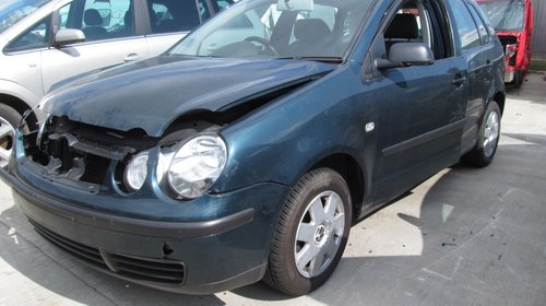 Volkswagen Polo din 2004