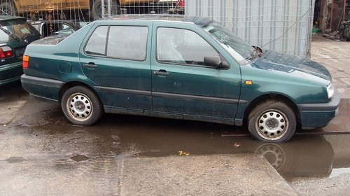 Volkswagen Vento din 1992-1998, 1.4 b
