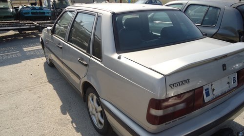 Volvo 460 din 1993-1996, 2.0 B