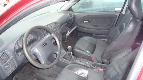 Volvo V40 din 1997-2000, 1.8 B