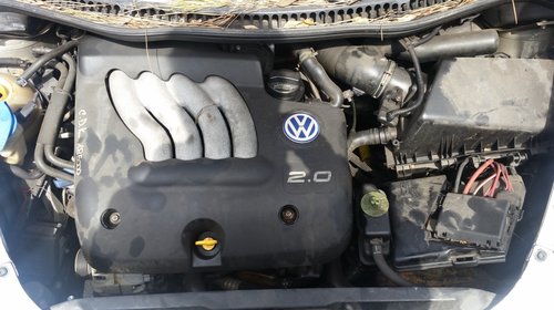 Vw New Beetle din 2002, motor 2.0 b tip AQY