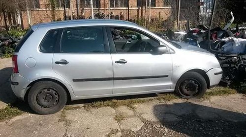 VW Polo 9n2 1.4 Mpi af 2002.