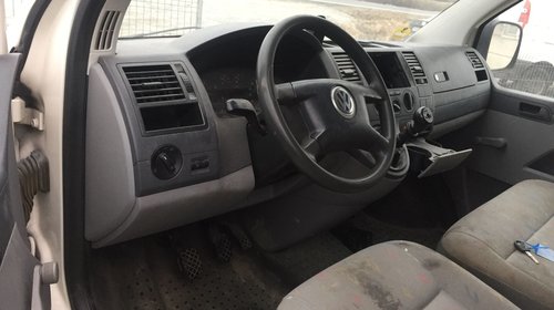 VW T5 1.9 TDI 2006