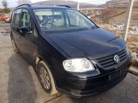 Vw Touran 1.9 Tdi 6+1 2005 cod motor: BKC